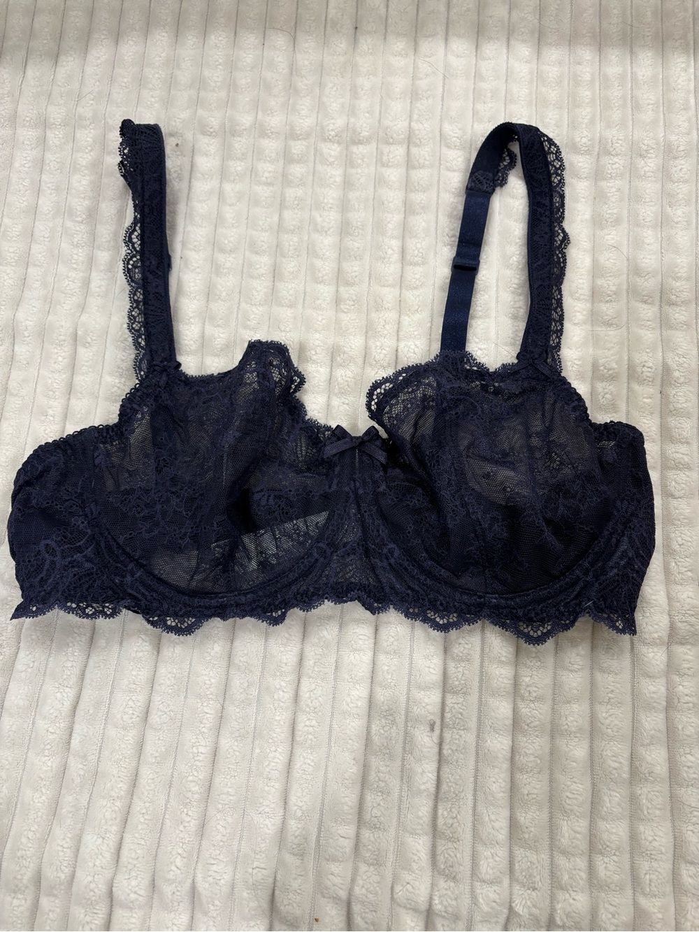 Aubade Navy Lace Underwire Bra with Scalloped Trim